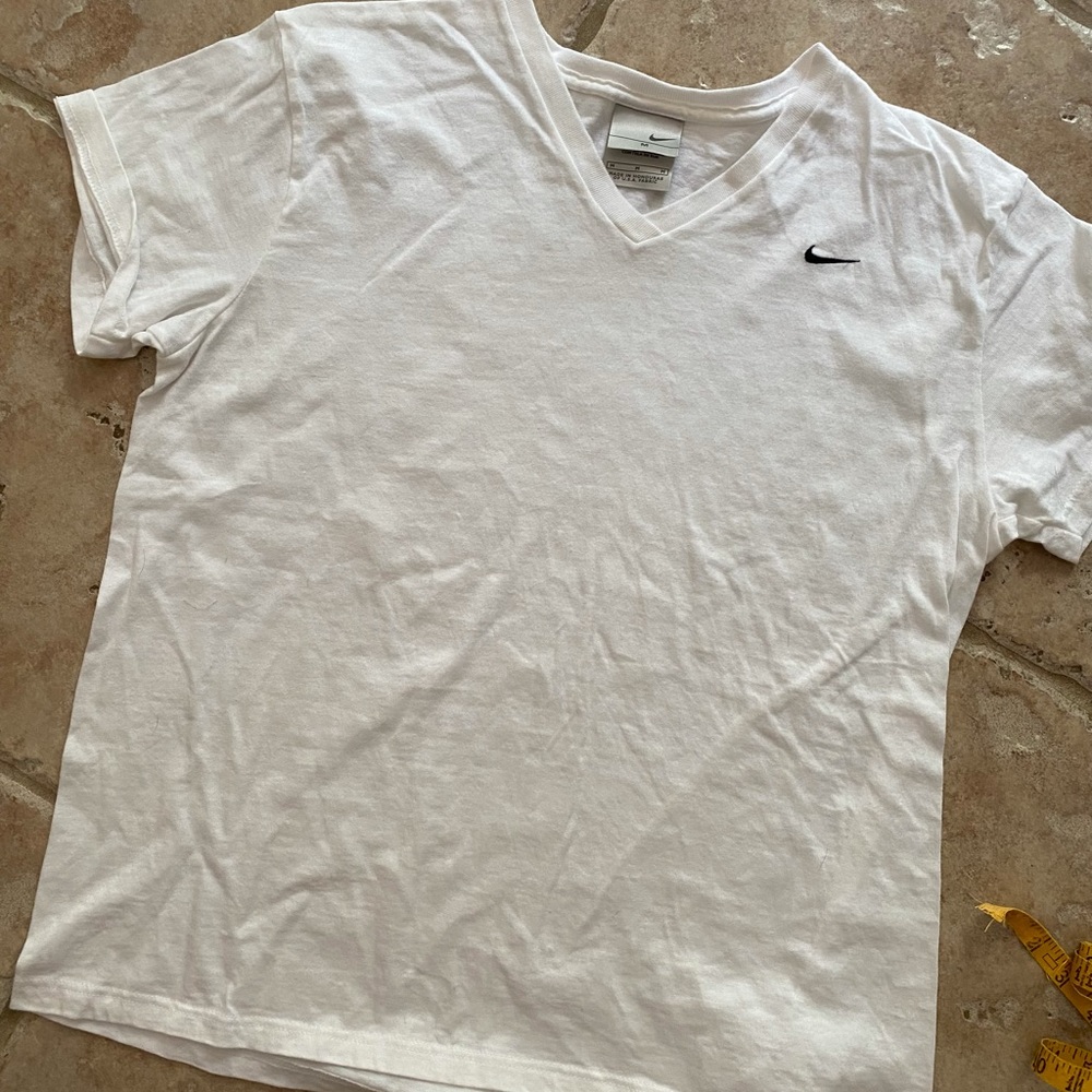 Nike white Medium v-neck short sleeve tshirt